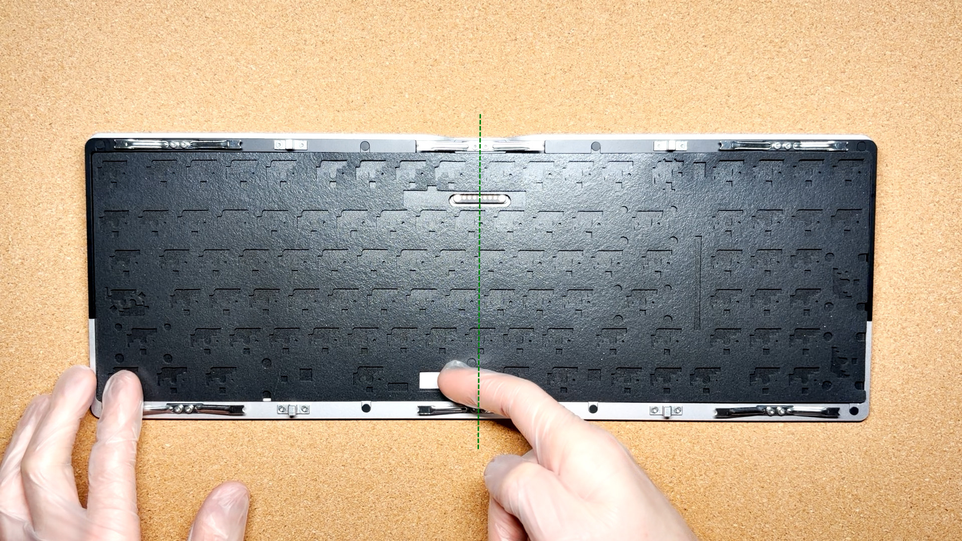 安装底棉与轴座棉